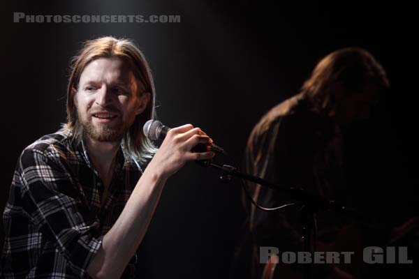 JAY-JAY JOHANSON - 2010-12-01 - PARIS - La Maroquinerie - 